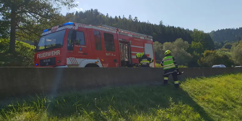 Autobahneinsatz Freiwillige Feuerwehr Oberaich