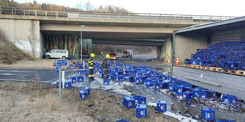 Autobahneinsatz Freiwillige Feuerwehr Oberaich